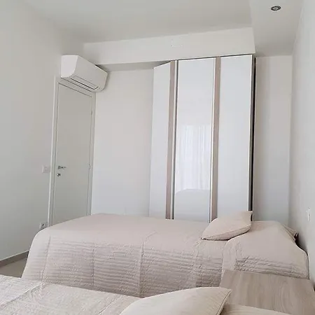 Veronaforent Castello 8 Appartement Vérone